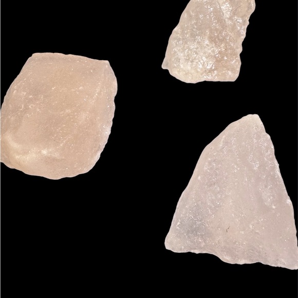 Raw Rose Quartz Crystals Assorted Sizes - Picture 4 of 5